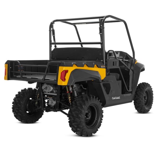 Cub Cadet Challenger M 550 Yellow